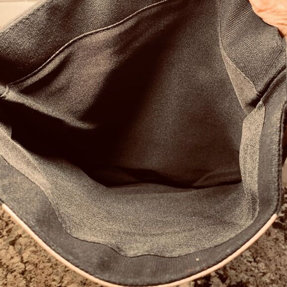 Victoria Secret Crossbody Tote Bag - Picture 5 of 9